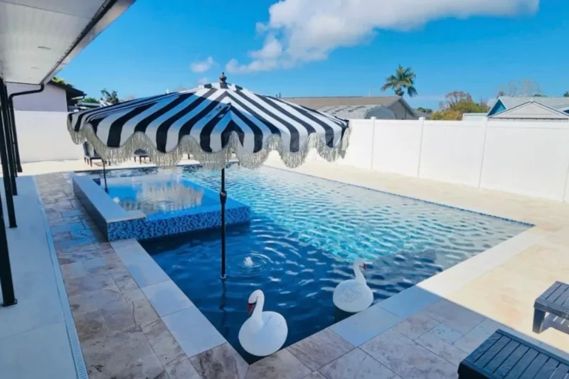 Bradenton Pool Home — Pool and spa