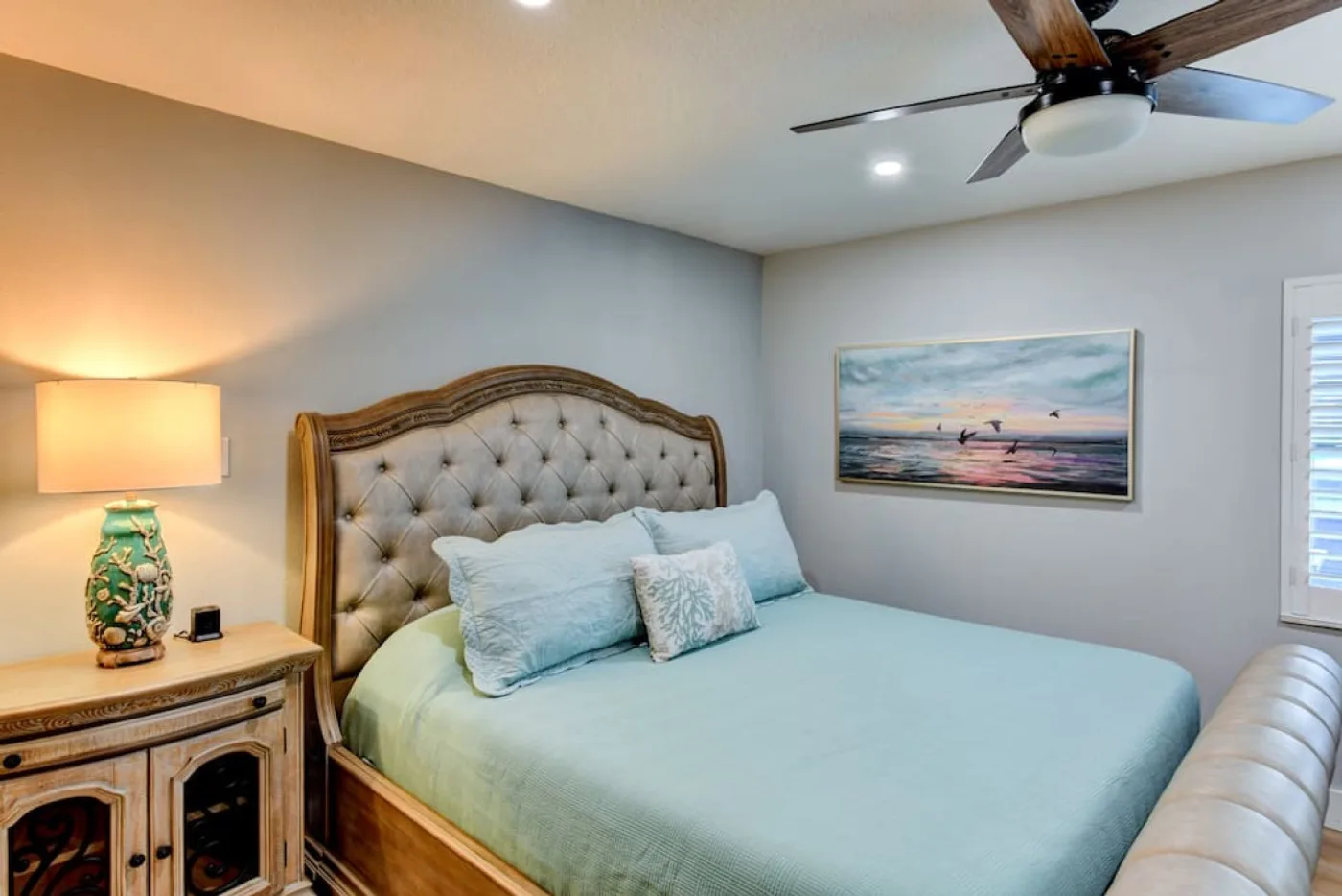 Dockside Dreams — Bedroom
