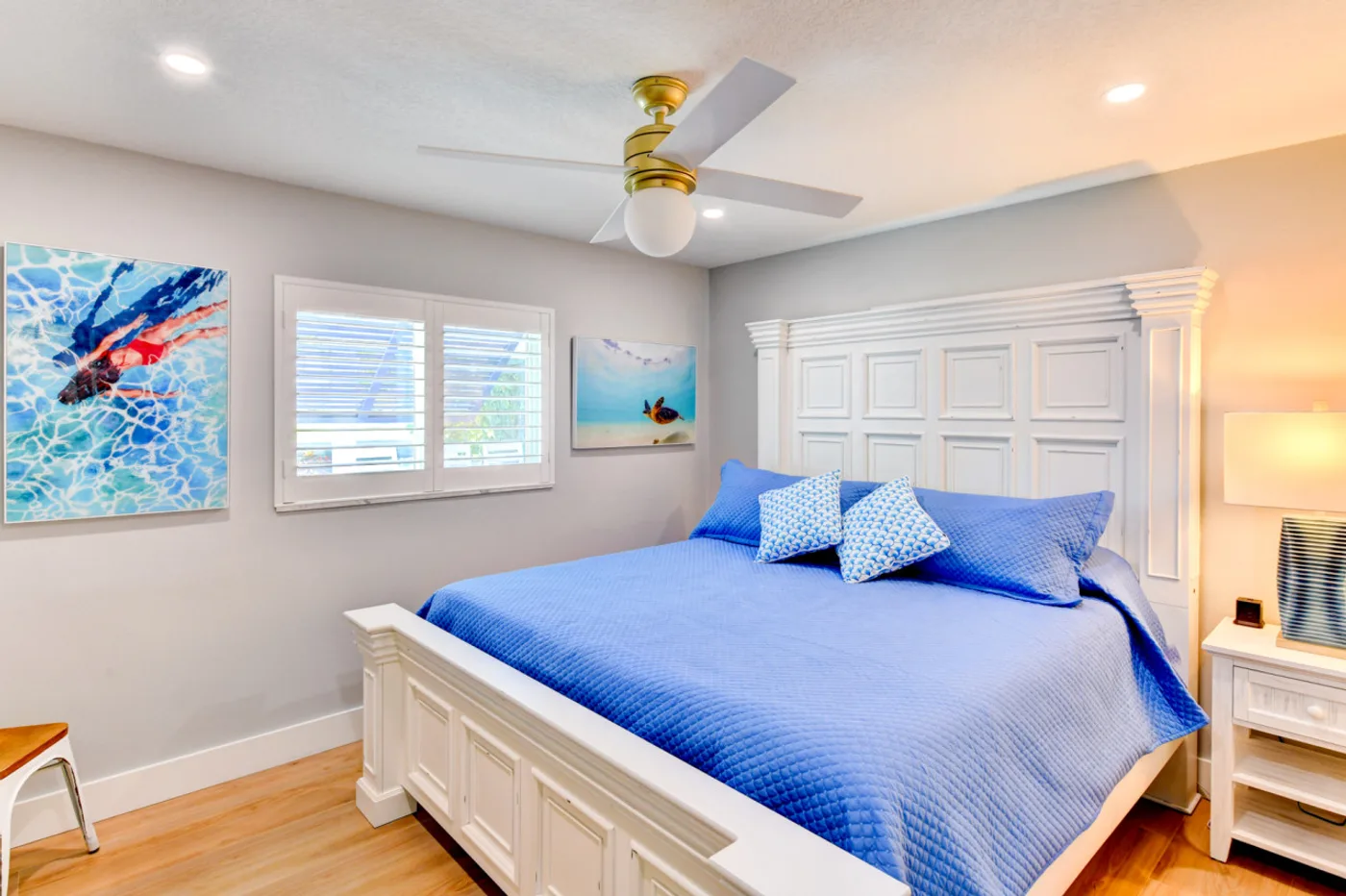 Dockside Dreams — Bedroom
