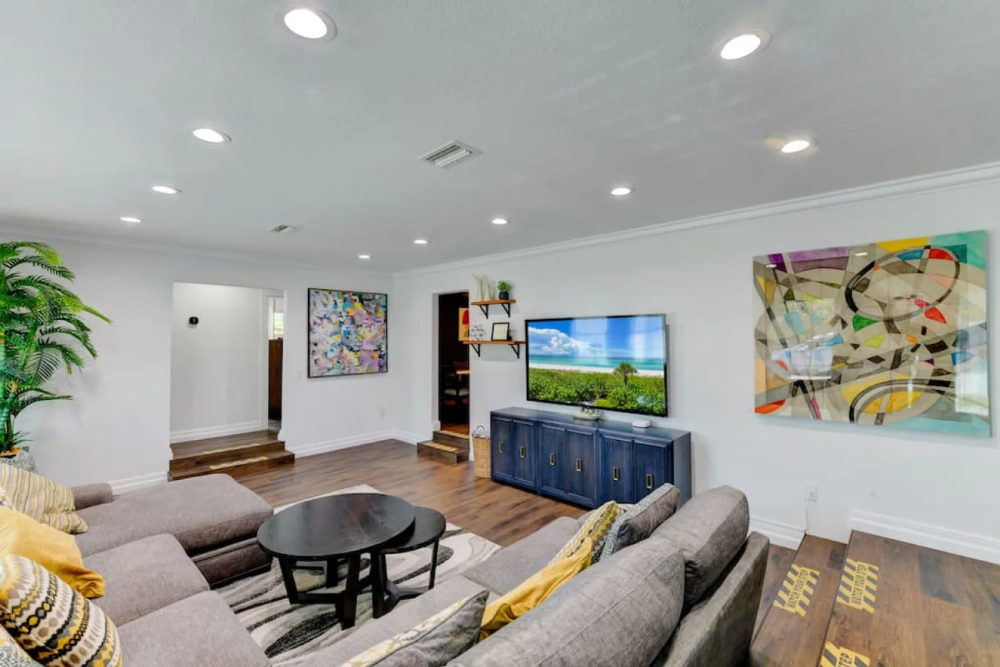 The Oasis — Living room